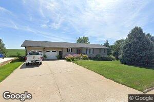 113 8th St, Laurel, NE 68745