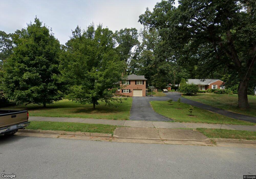 2025 Forest Dr, Waynesboro, VA 22980 - photo 1