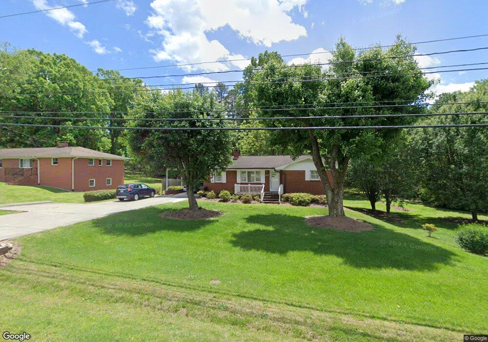 3030 Sherrill Ave, Jamestown, NC 27282 - photo 1