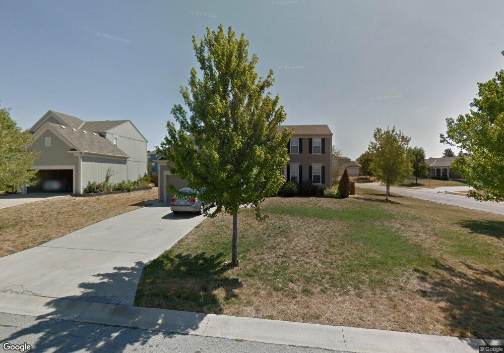 5551 Lakeridge, Shawnee, KS 66218 - photo 1