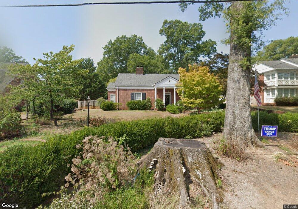 504 Valley Dr, Dalton, GA 30720 - photo 1