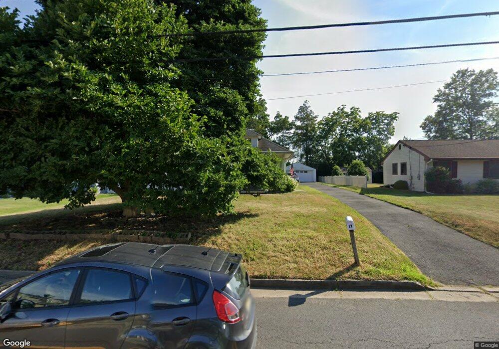 17 Middlesex Rd, Matawan, NJ 07747 - photo 1