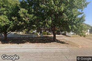 527 W Iris Ave, Hobart, OK 73651