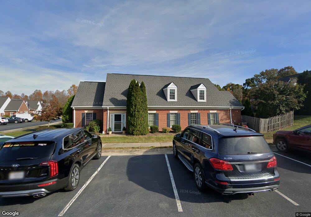 6914 Bluefield Dr, Fredericksburg, VA 22407 - photo 1