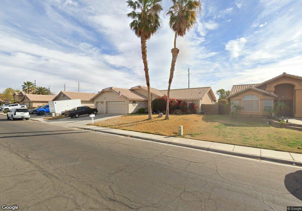 1261 S 33rd Dr, Yuma, AZ 85364 - photo 1