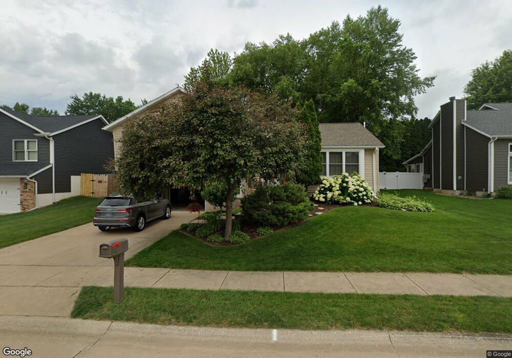 4912 Main Ct, Davenport, IA 52806 - photo 1
