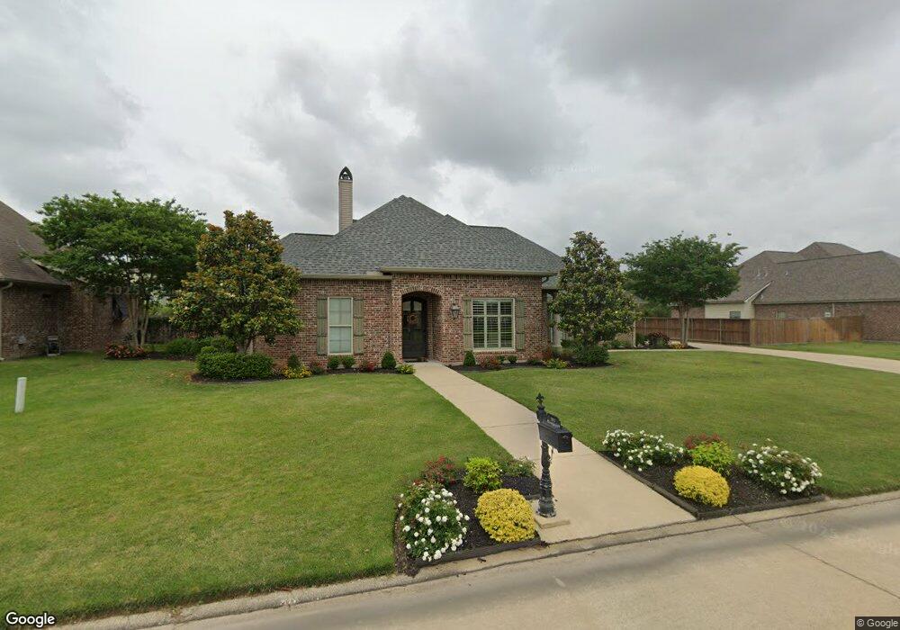 1034 N Worthington Dr, Lake Charles, LA 70605 - photo 1