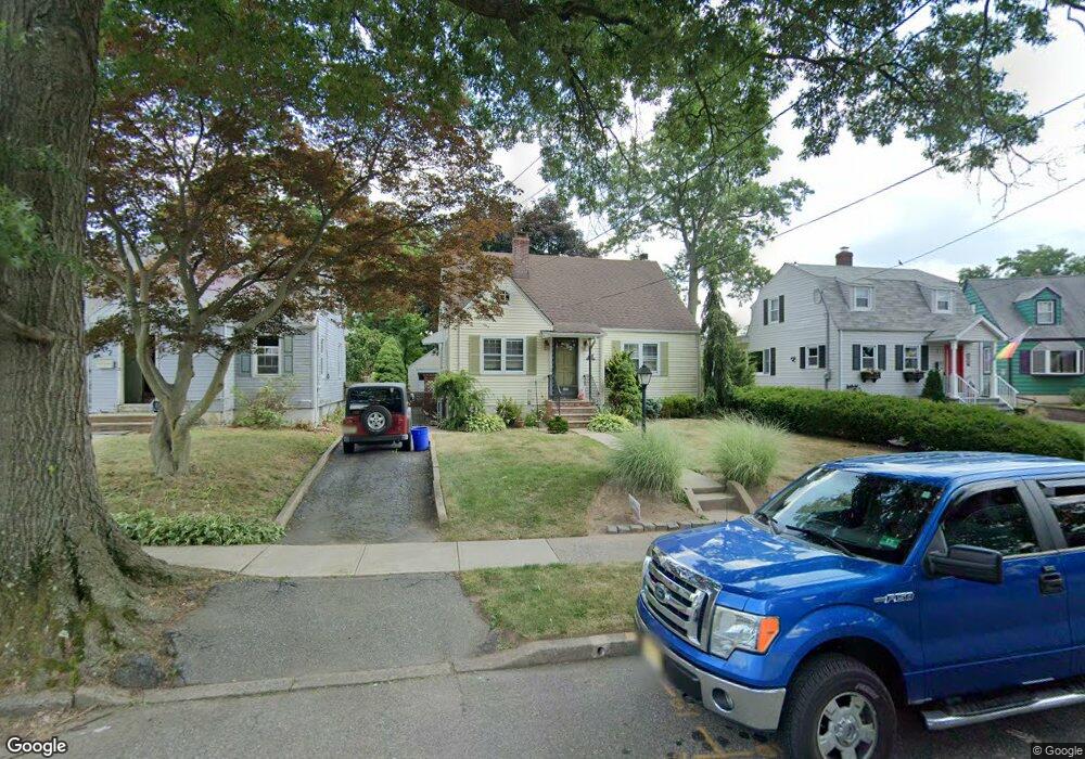 509 1st St, Dunellen, NJ 08812 - photo 1