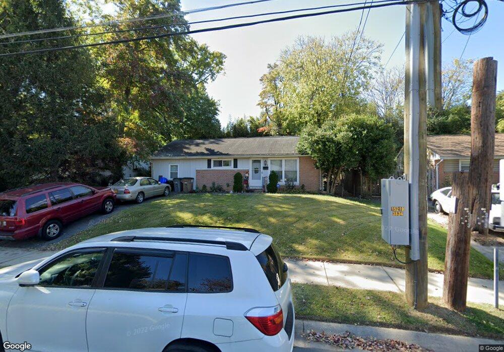 1909 Lewis Ave, Rockville, MD 20851 - photo 1