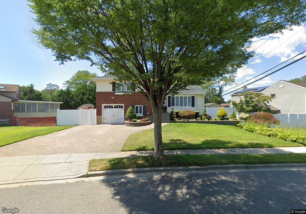 3 Jacob Rd, Plainview, NY 11803 - photo 1