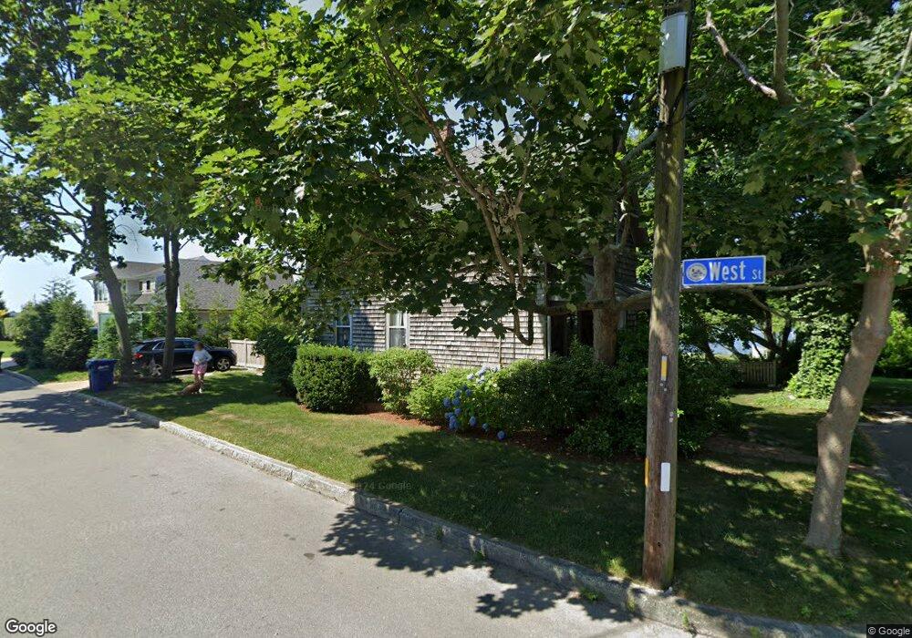 7 Oxford St, Fairhaven, MA 02719 - photo 1