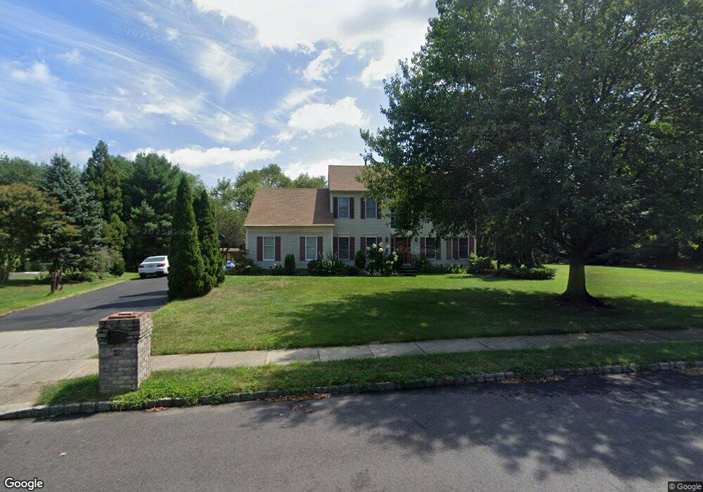 223 Heritage Dr, Columbus, NJ 08022 - photo 1