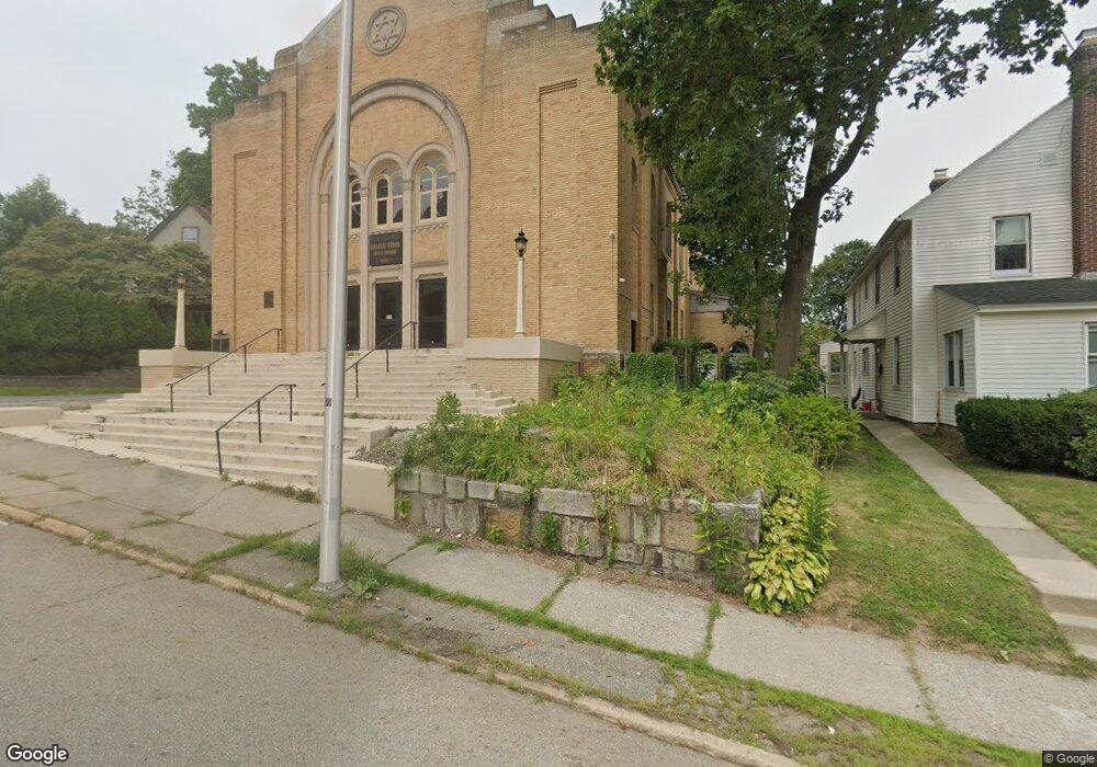 835 Pleasant St, Worcester, MA 01602 - photo 1