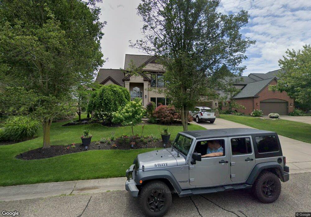 5671 Timberridge Dr, West Bloomfield, MI 48324 - photo 1