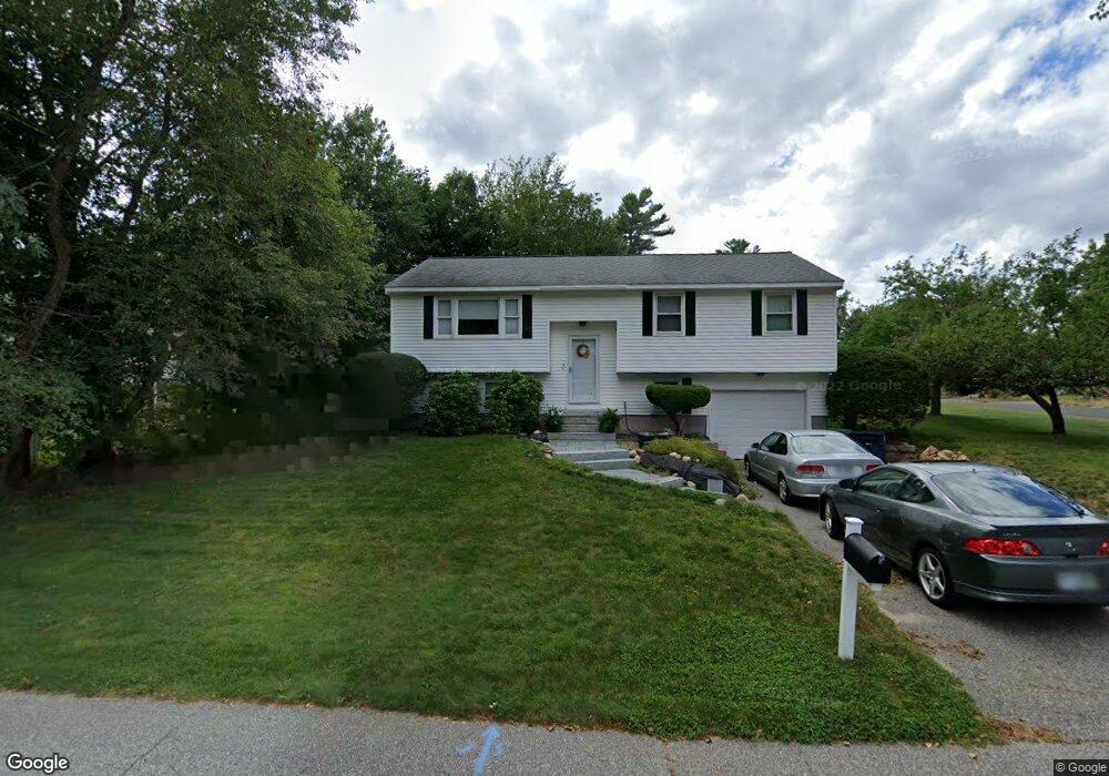 4 Metropolitan Ave, Nashua, NH 03064 - photo 1