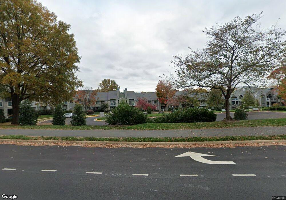 1506 Summerchase Ct unit C, Reston, VA 20194 - photo 1