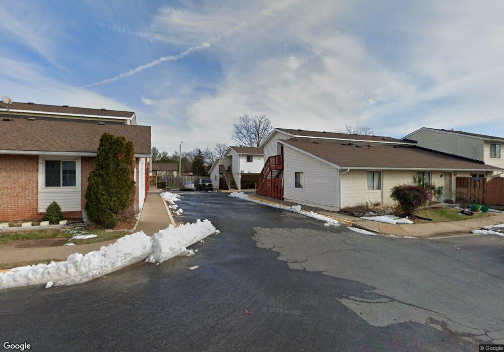 9309 Woodlea Ct unit 202, Manassas, VA 20110 - photo 1