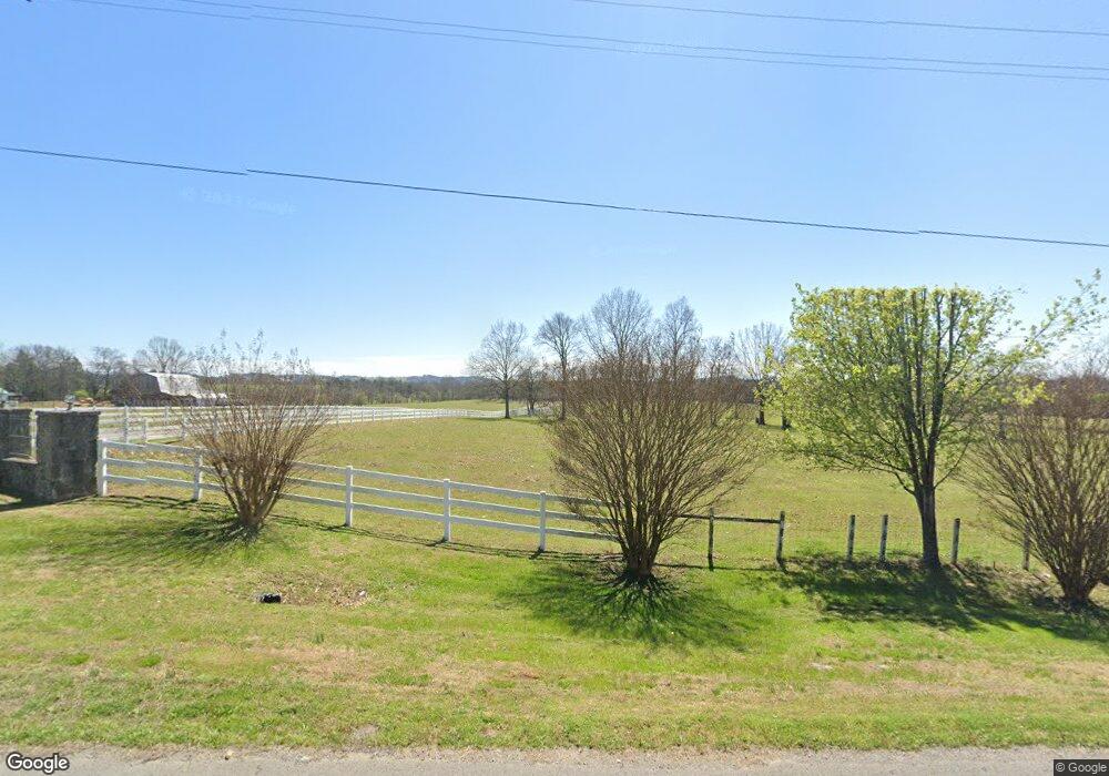 1708 Wartrace Pike, Shelbyville, TN 37160 - photo 1