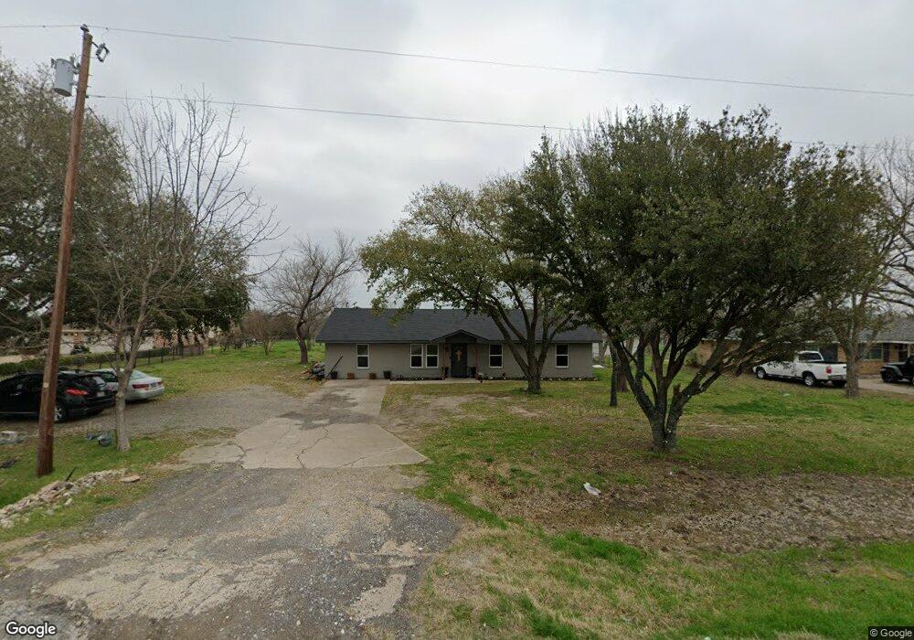 1009 N Spikes Rd, Corsicana, TX 75110 - photo 1