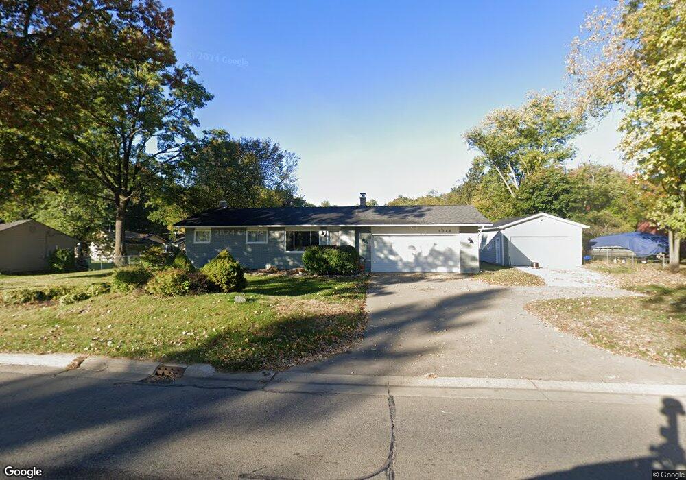 4326 Green Lake Rd, West Bloomfield, MI 48323 - photo 1