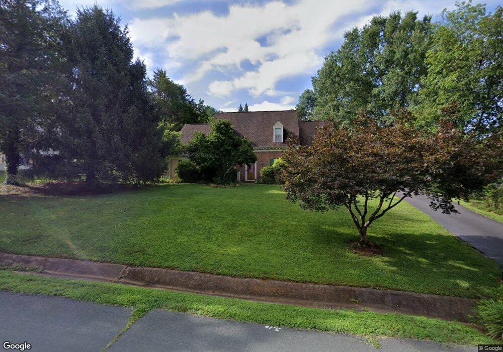 1625 Robin Ln, Charlottesville, VA 22911 - photo 1