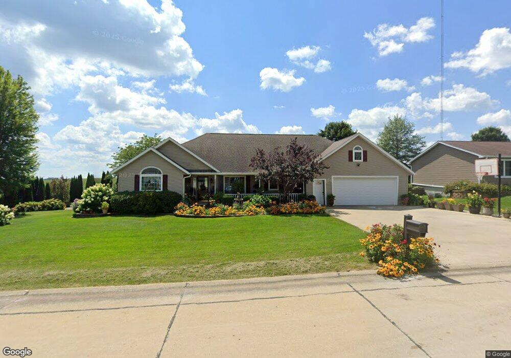 508 E Plum St, West Union, IA 52175 - photo 1