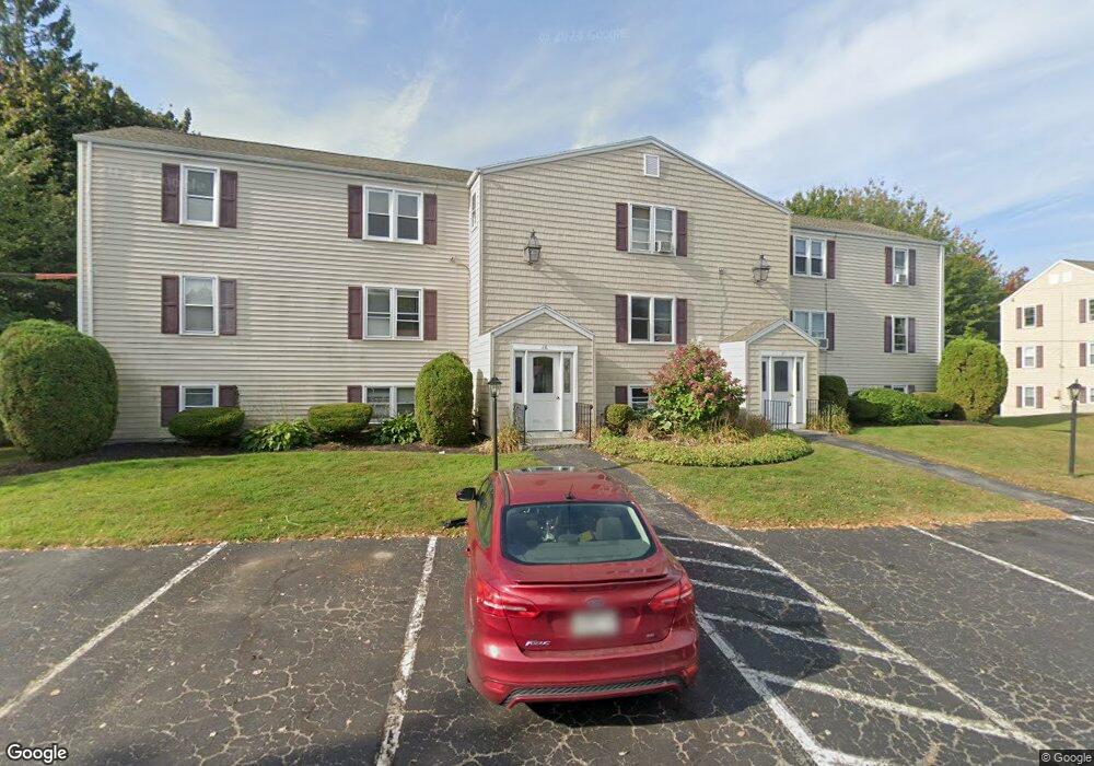 26 Minott St unit 26, South Portland, ME 04106 - photo 1