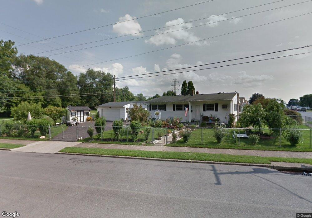 1584 Livingston St, Bethlehem, PA 18017 - photo 1