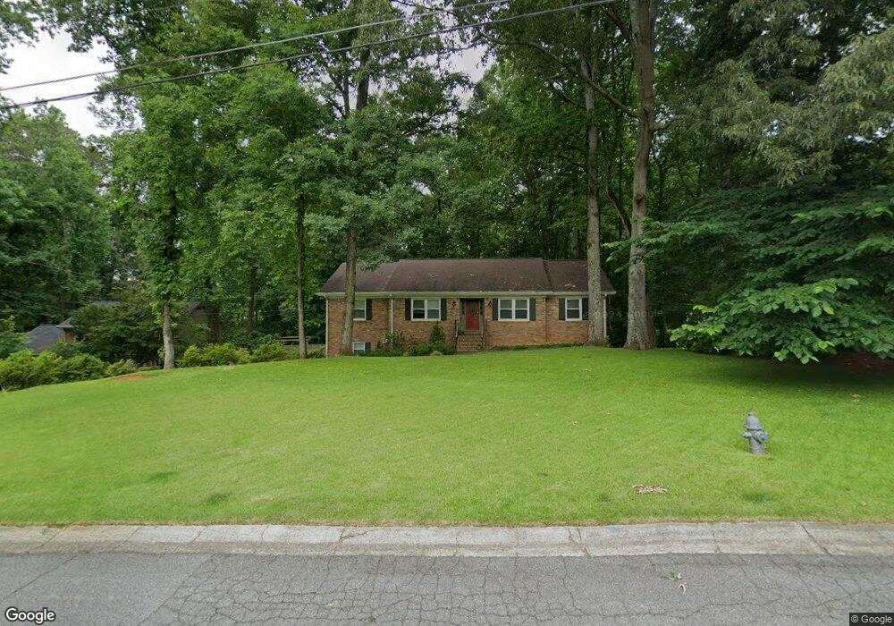 1740 Ridgefield Dr, Roswell, GA 30075 - photo 1