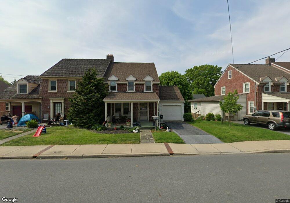 109 E Broad St, New Holland, PA 17557 - photo 1