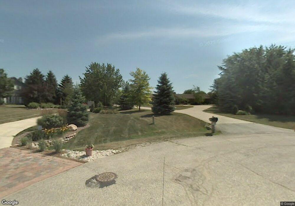 W138S7151 Sherwood Cir, Muskego, WI 53150 - photo 1