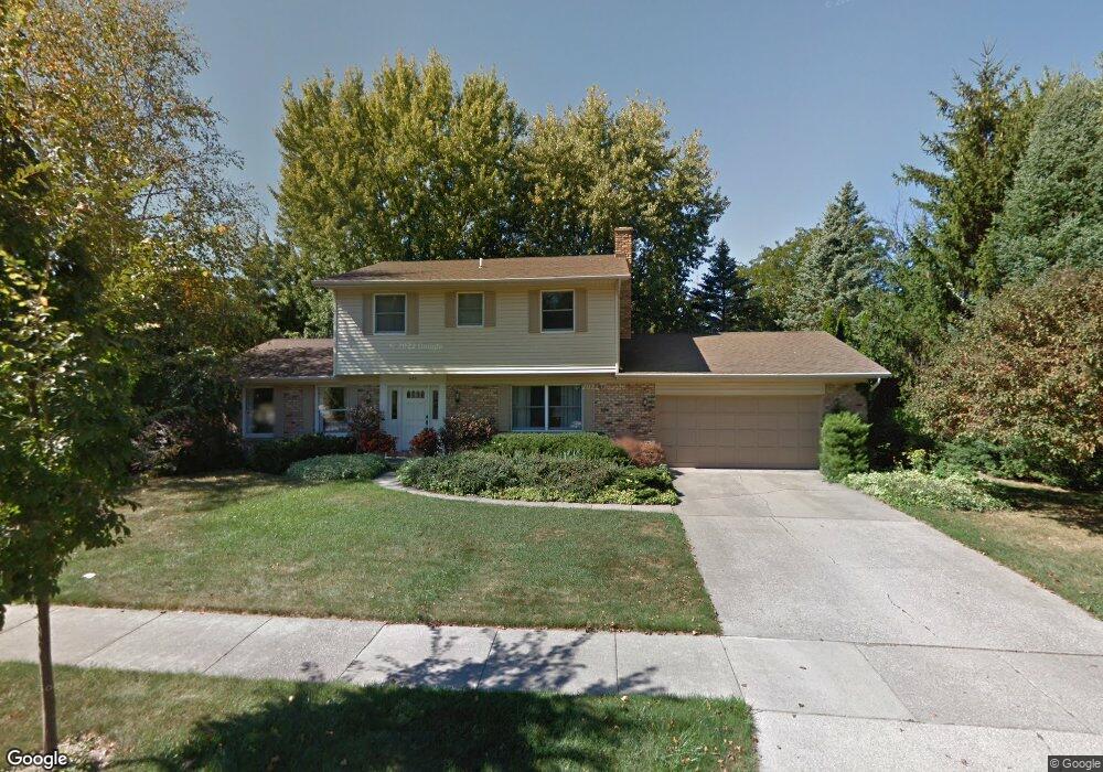 444 Craemer Dr, Frankenmuth, MI 48734 - photo 1