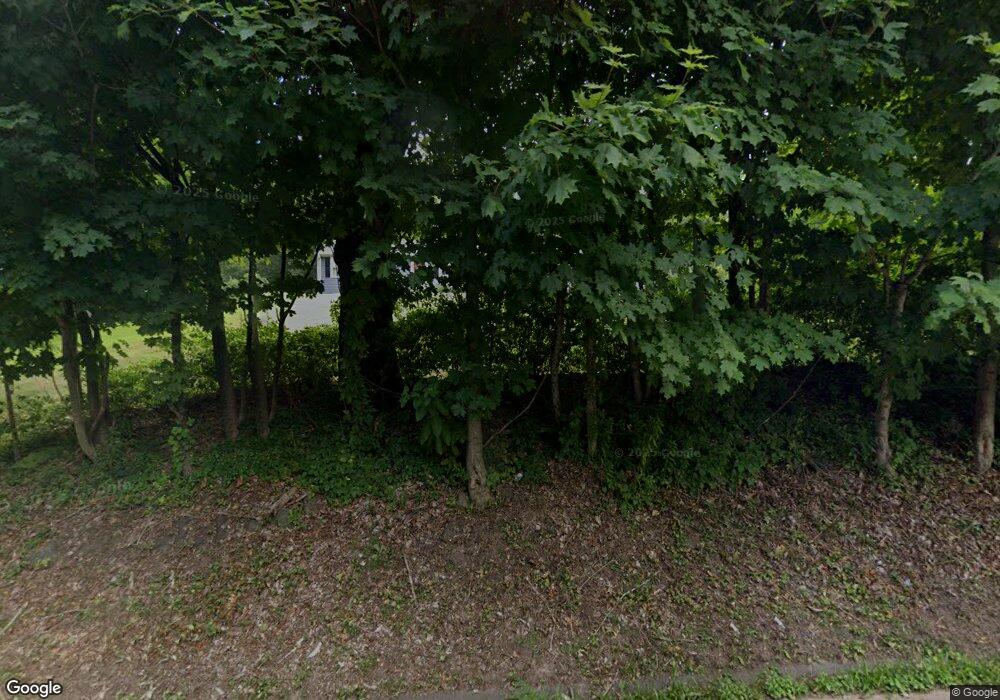 913 Clintonville Rd, Wallingford, CT 06492 - photo 1