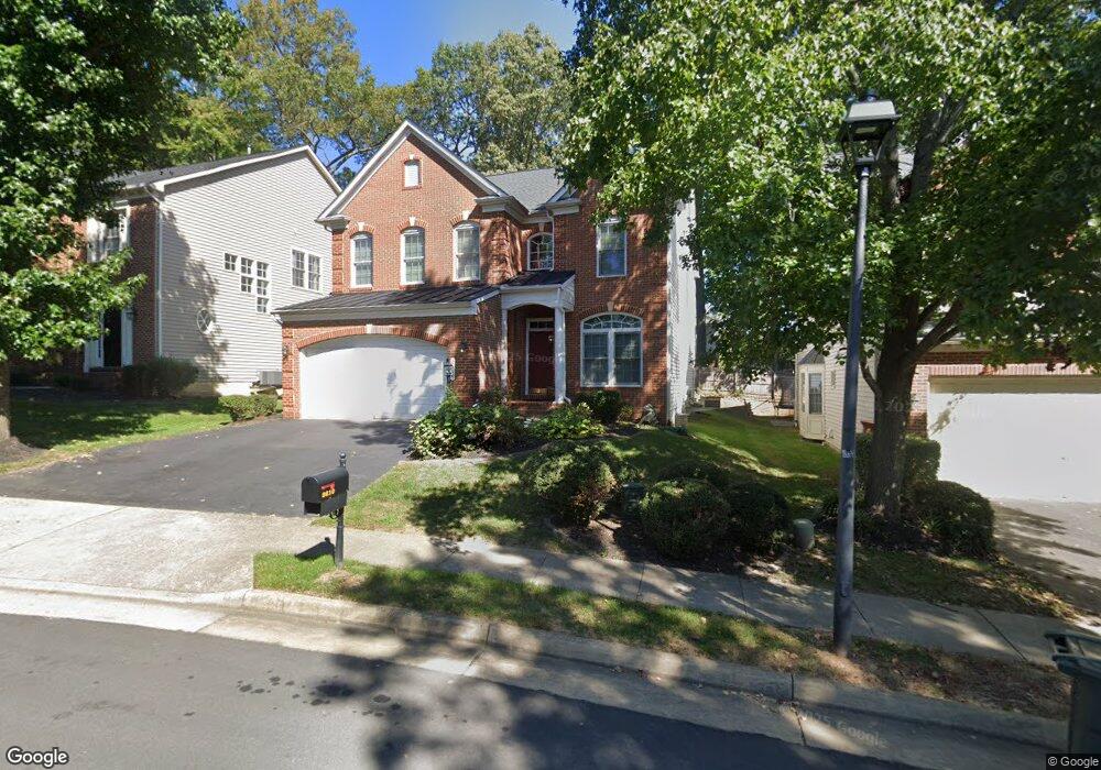 2610 Amanda Ct, Vienna, VA 22180 - photo 1