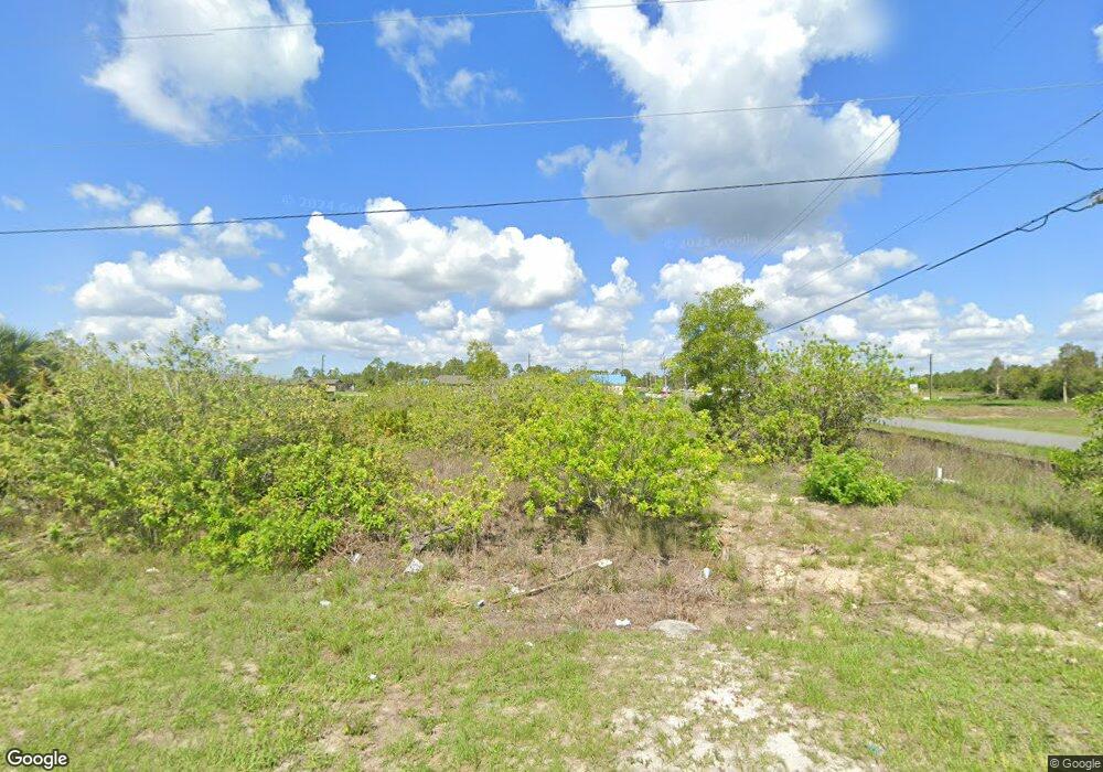 836 Neuse Ave, Lehigh Acres, FL 33913 - photo 1