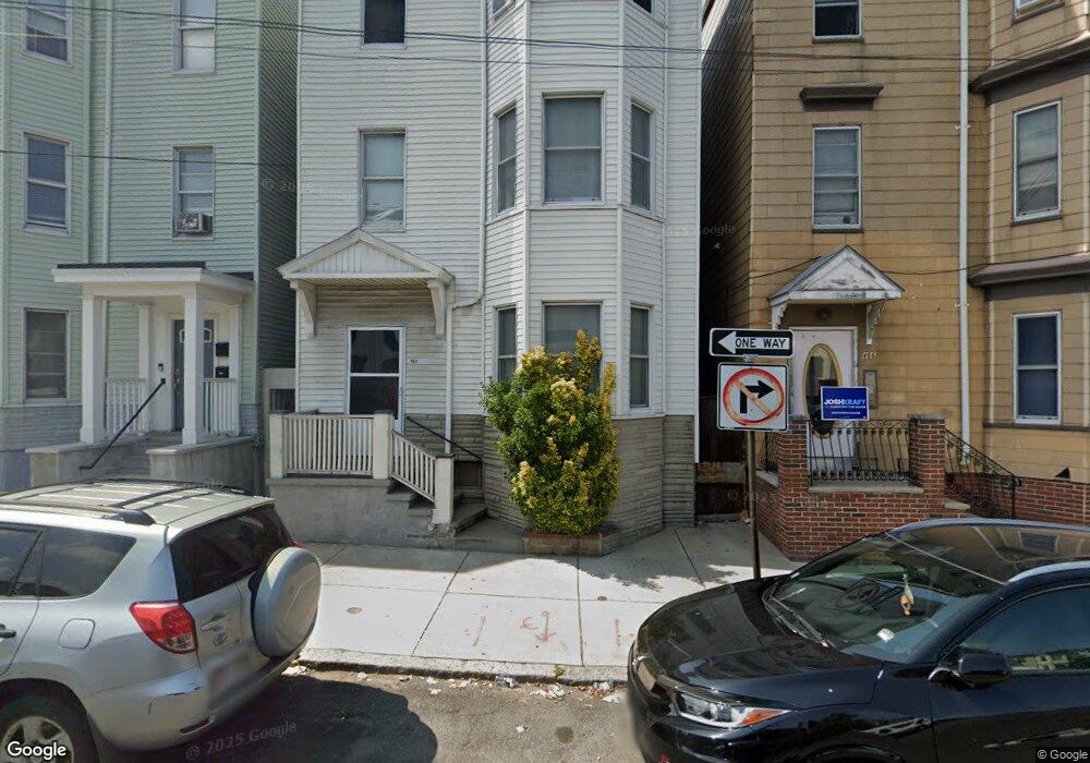 464 Saratoga St, Boston, MA 02128 - photo 1