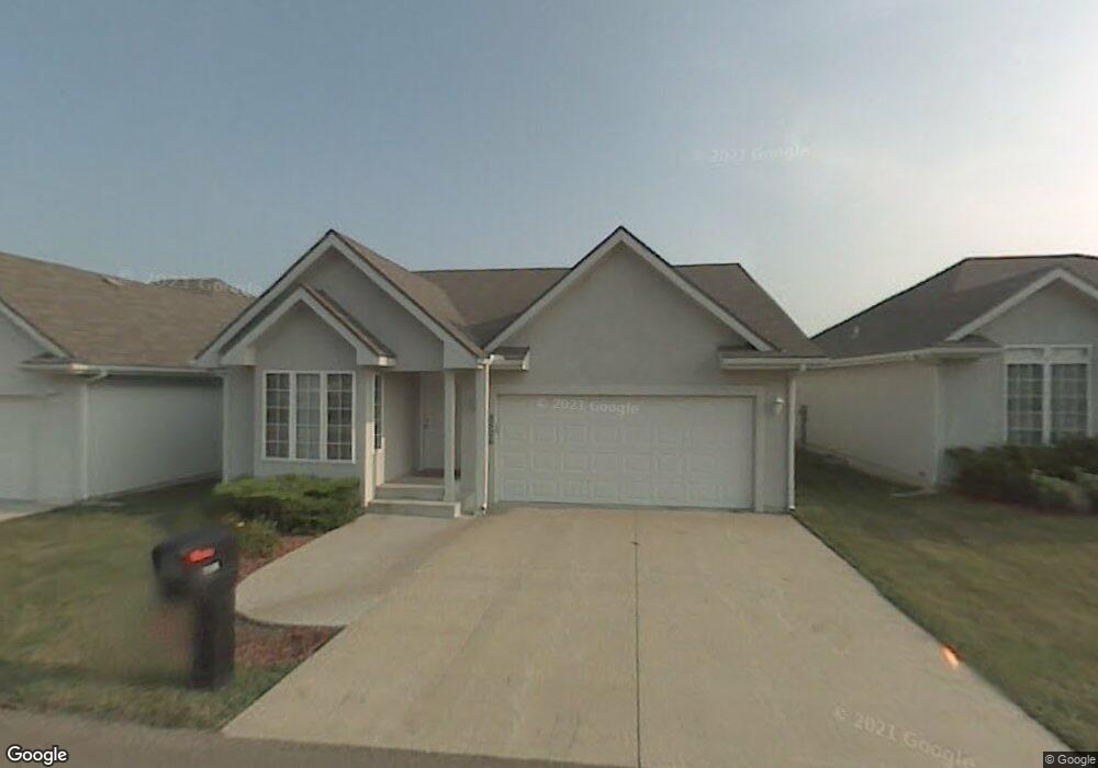 5506 SW Chapella St, Topeka, KS 66614 - photo 1