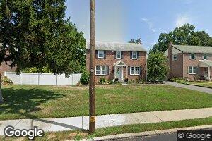 2939 Wakefield Dr, Holmes, PA 19043
