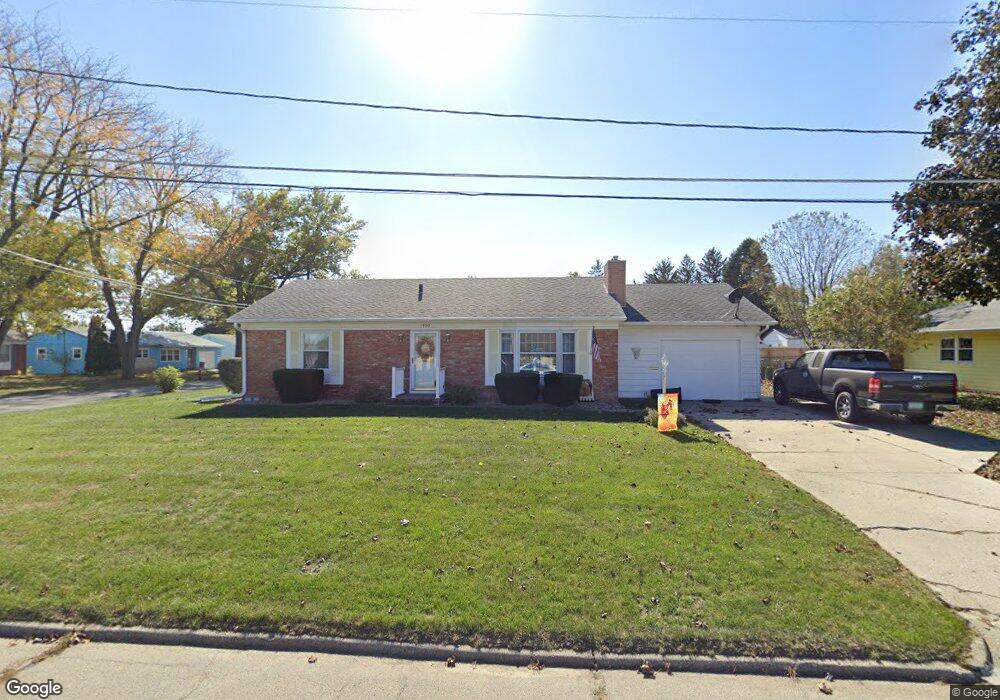1405 S 9th Ave E, Newton, IA 50208 - photo 1