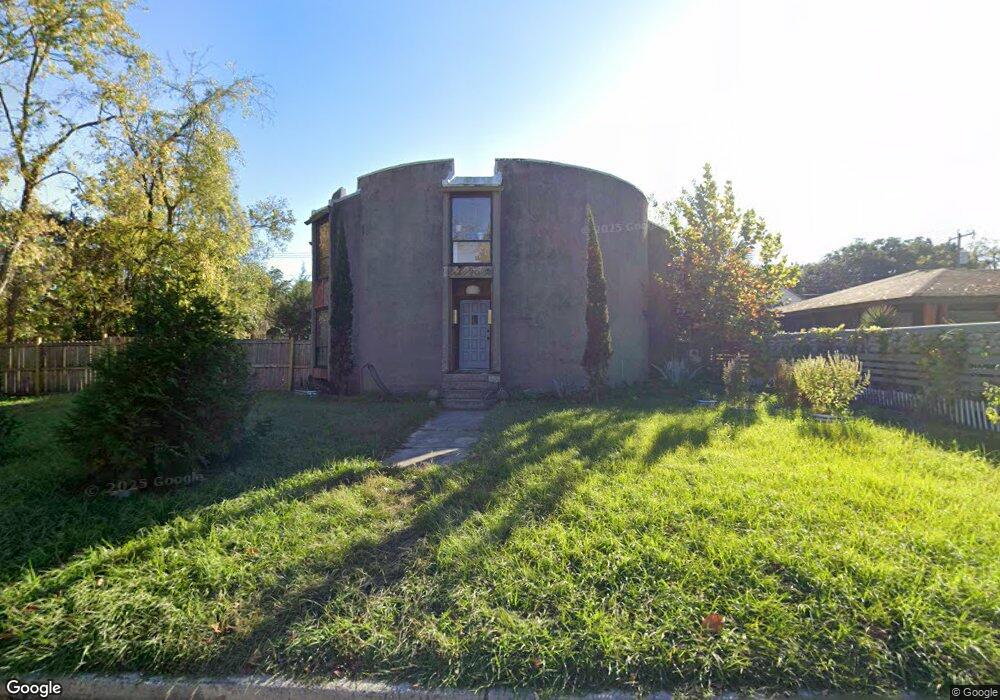 1217 E 42nd St, Savannah, GA 31404 - photo 1