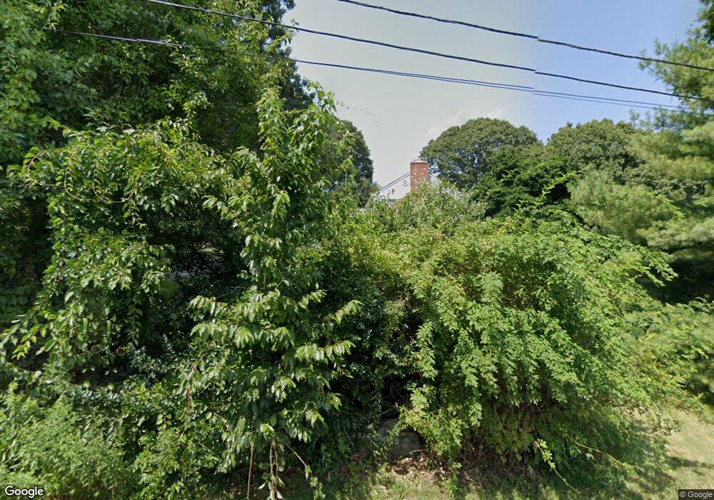 10 Griffith Rd, Saunderstown, RI 02874 - photo 1