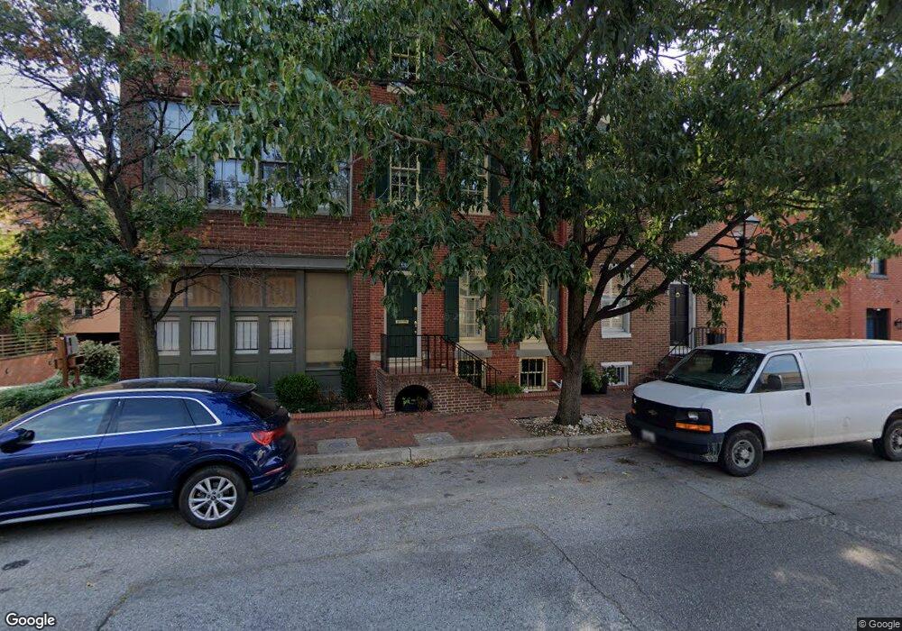 513 S Sharp St, Baltimore, MD 21201 - photo 1