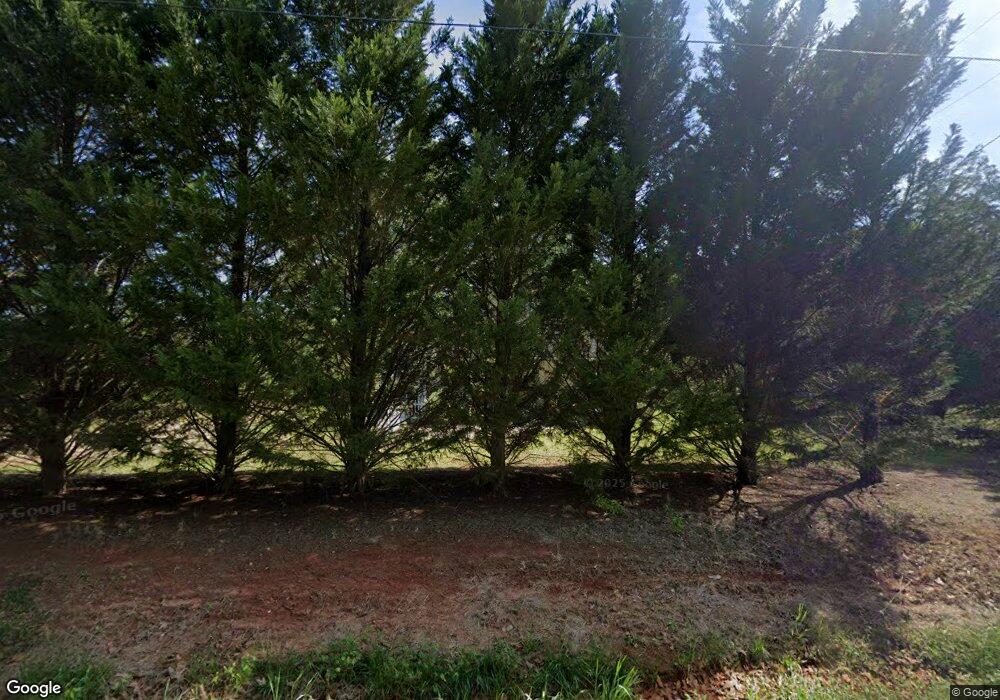 900 Willis Rd, Barnesville, GA 30204 - photo 1