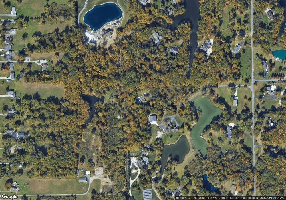 111 Hawthorne Dr, Lima, OH 45805 - photo 1