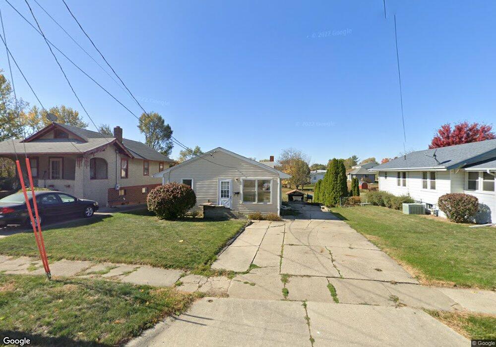 125 E 13th St N, Newton, IA 50208 - photo 1