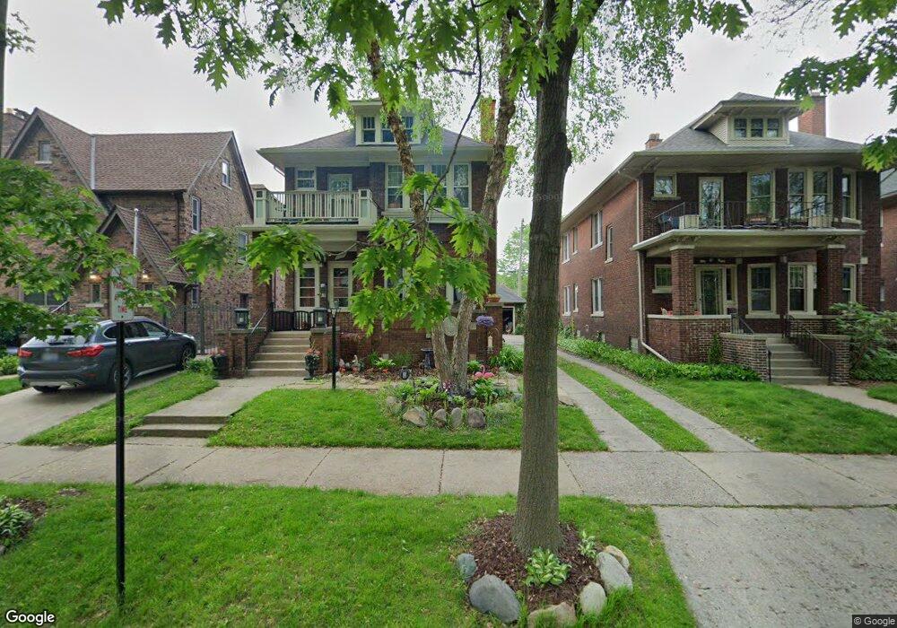 1134 Beaconsfield Ave unit 1136, Grosse Pointe Park, MI 48230 - photo 1