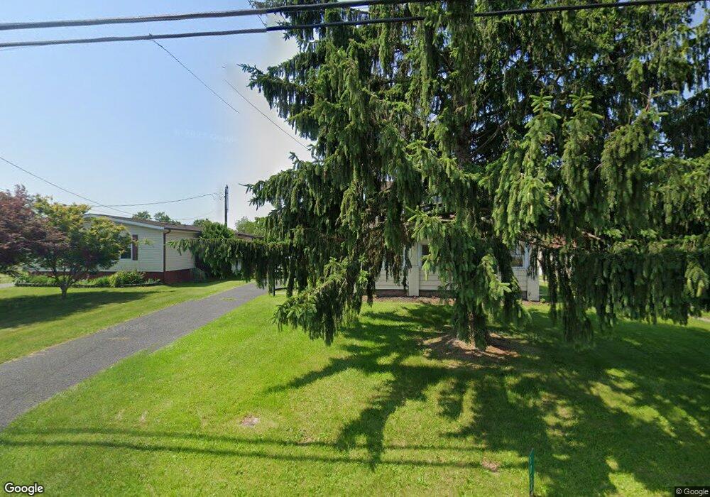 1313 N Franklin St, Chambersburg, PA 17201 - photo 1