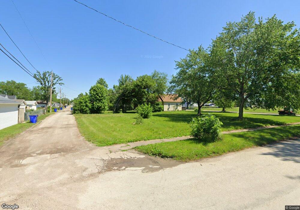 1106 Ellis Blvd NW, Cedar Rapids, IA 52405 - photo 1