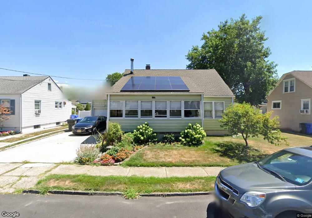 30 William St, Fords, NJ 08863 - photo 1