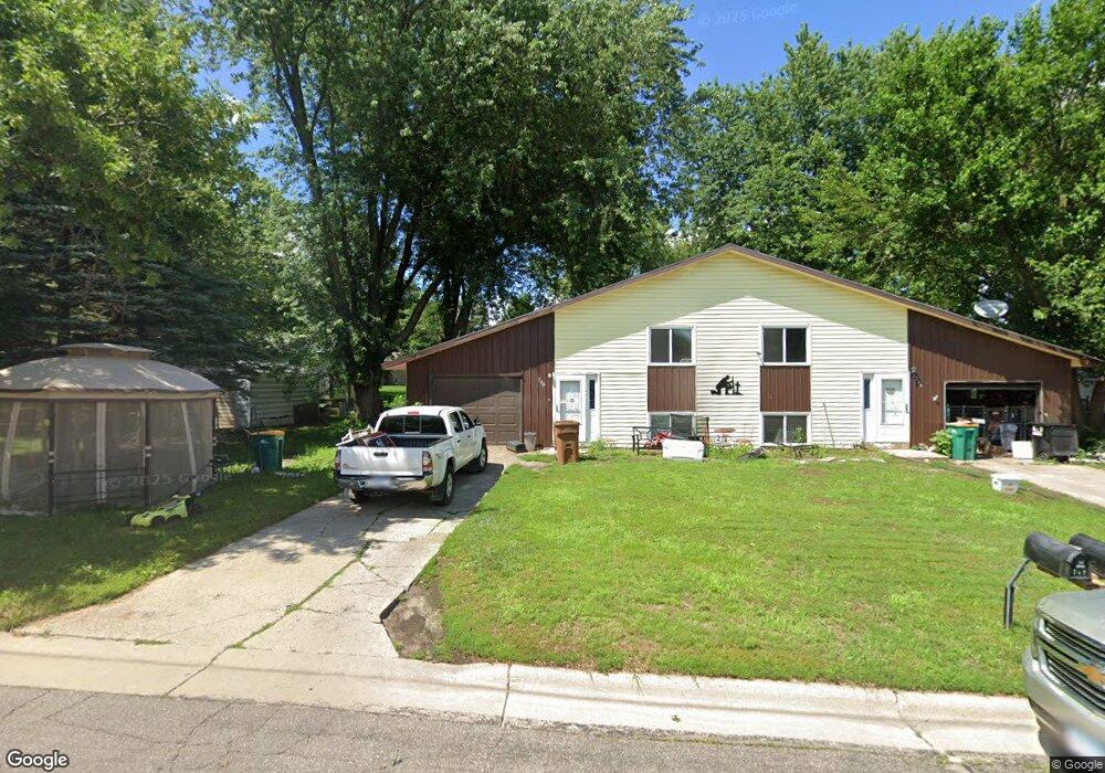 709 Troy Rd, Albert Lea, MN 56007 - photo 1